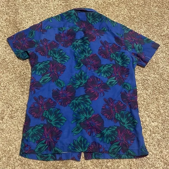Marc Anthony men’s short sleeve button down shirt, size medium, floral print - Picture 4 of 5